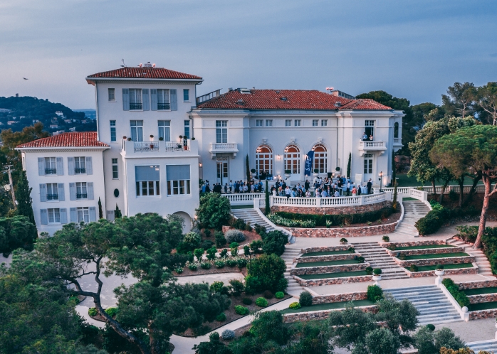 Séminaire d'entreprise dans un domaine dans le Var